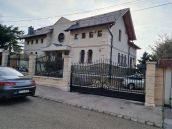 II. TÖRÖKVÉSZEN 600 M2-ES, SZUPERPANORÁMÁS, LIFTES, ÚSZÓMEDENCÉS, REPREZENTATÍV LUXUSVILLA ELADÓ! / REPRESENTATIVE LUXURY VILLA IS FOR SALE AT 2ND DISTRICT TÖRÖKVÉSZ, 600 M2, SUPER PANORAMIC, WITH ELEVATOR, SWIMMING POOL!